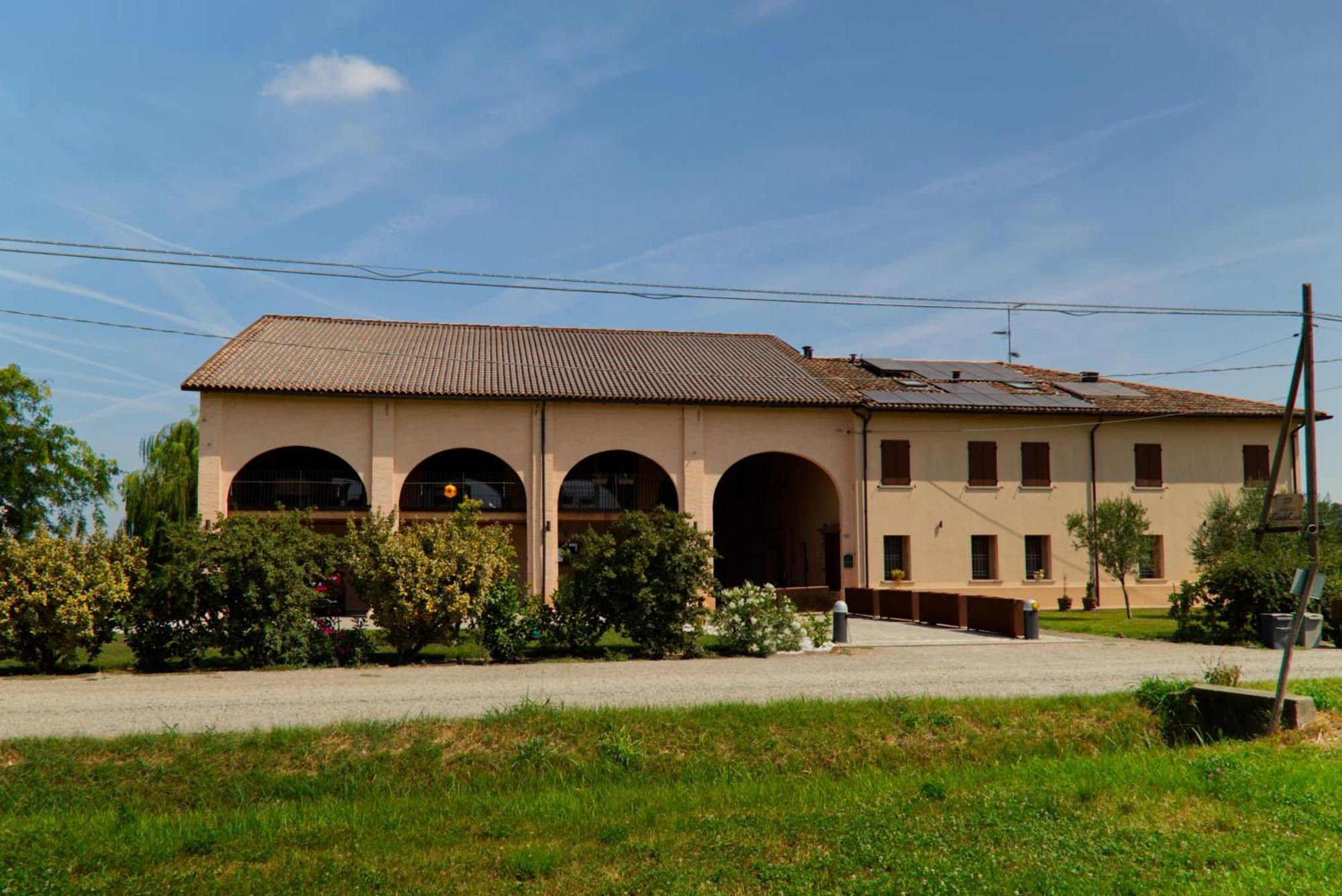 Antico Casale Caroli Hotel Gattatico Ngoại thất bức ảnh